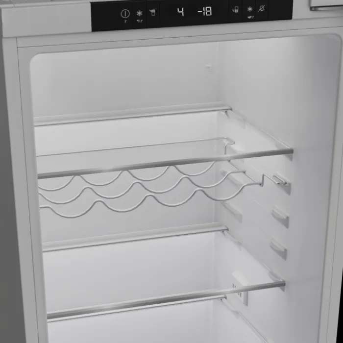 blomberg_kneevi_cm_integr_3.webp Blomberg Fridge Freezers/Built In Fridge Freezers*KNE4554EVI 54cm Integrated 70/30 Frost Free Fridge Freezer - White